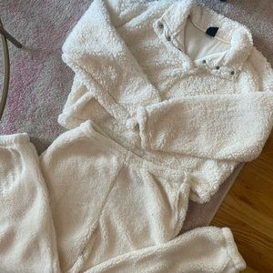 Pacsun Sherpa Lounge Set